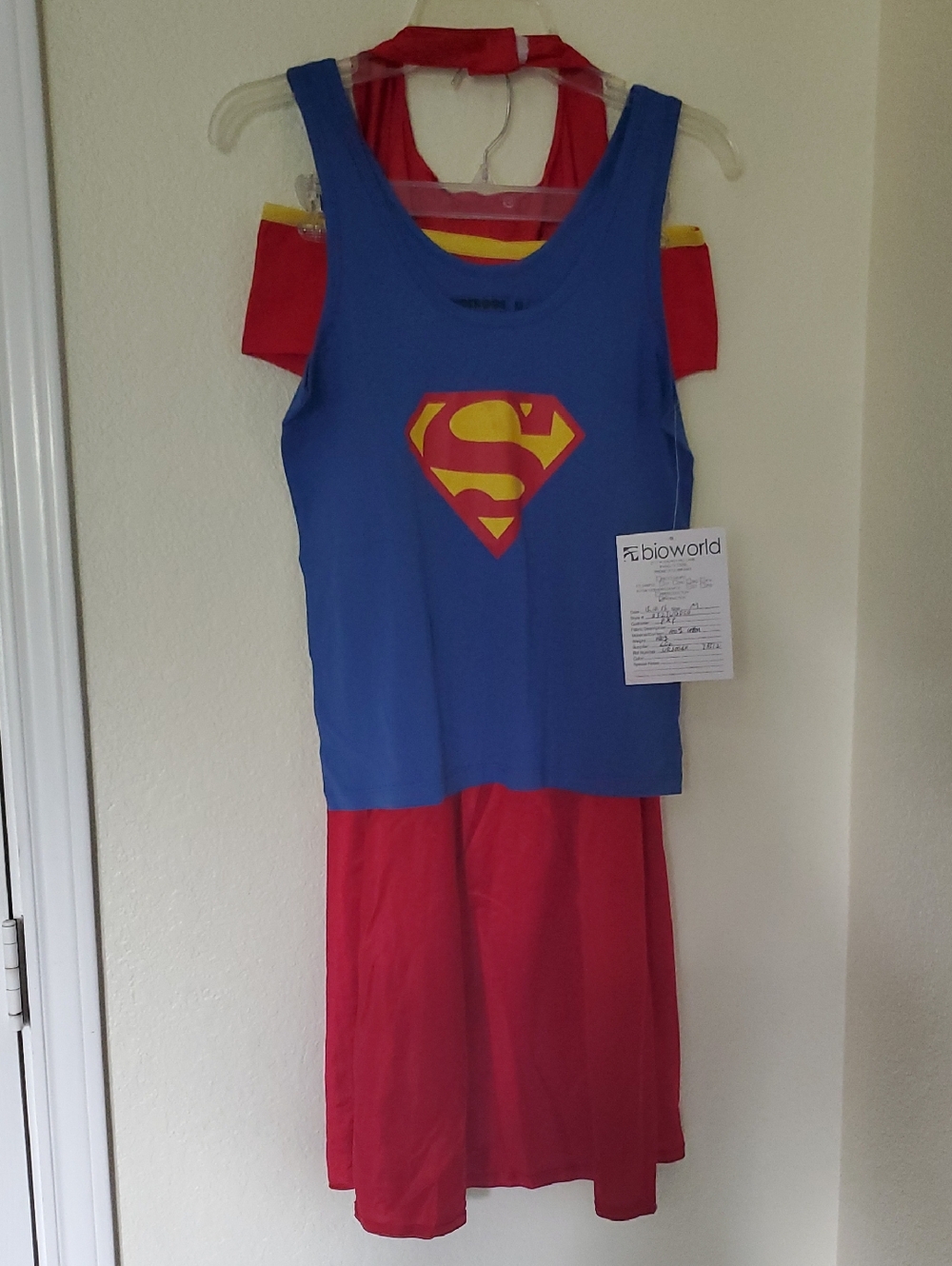 Bioworld Supergirl Underoos And Cape From Six Flags
